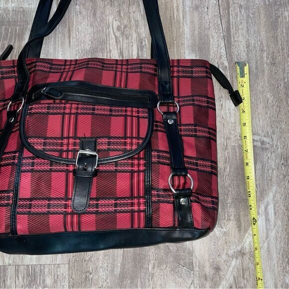 Tartan xl tote bag lightly lined with zip wall pocket zip top w/ lg  snap pocket - Picture 8 of 10
